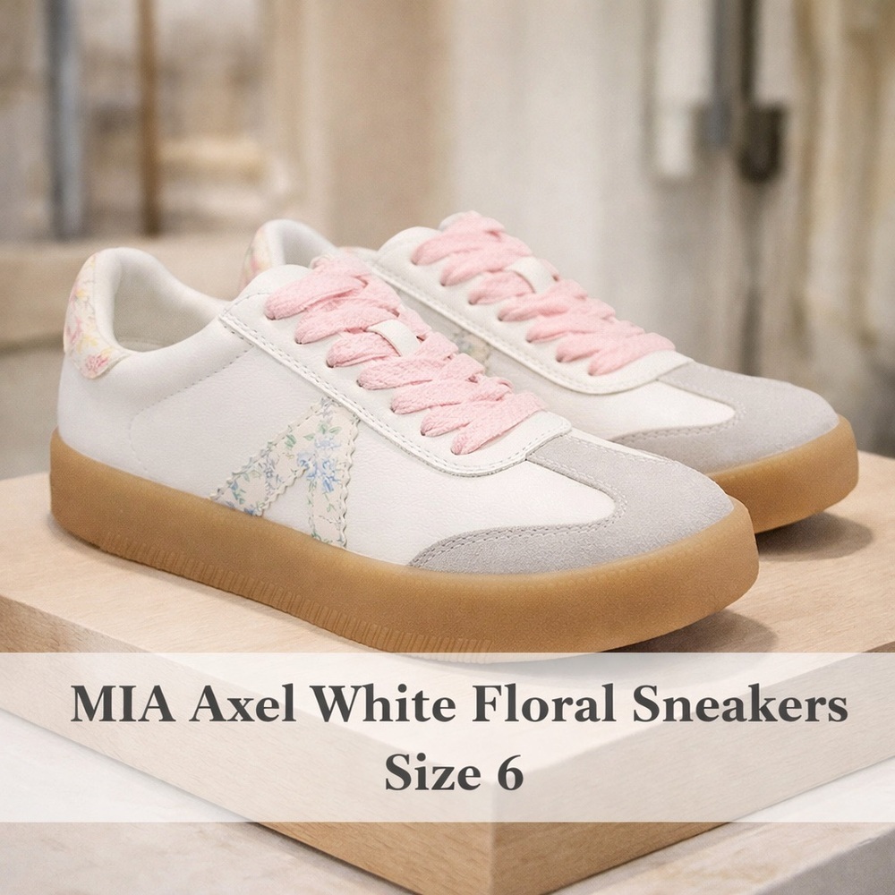 MIA Axel White Floral Sneaker Pink Lace Gum Sole Size 6